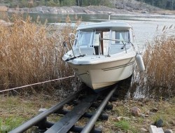 Надувной катер 570 с мотором 5 л.с. – скорость и маневренность на воде